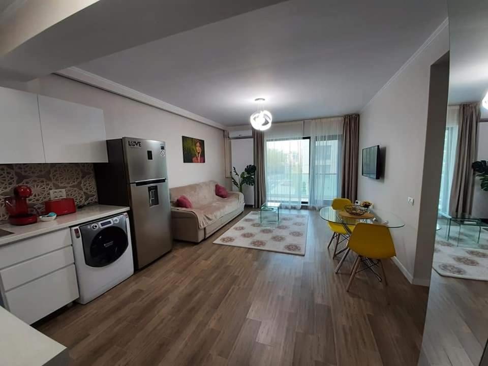 Serrenity Aparthotel Sea View Luxury Tower Năvodari Екстериор снимка